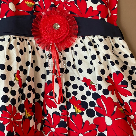 NWT Beautiful 1/2 Year Old Girls Floral Cotton Dress in Red, Blue and White. - Picture 4 of 16
